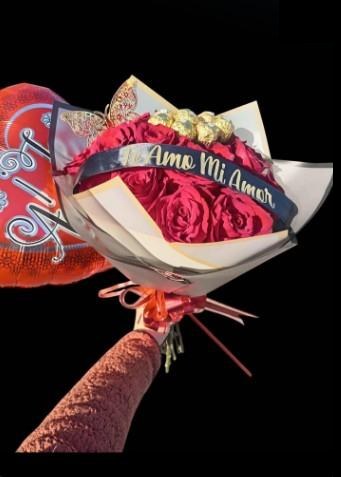 Bouchon Te Amo Mi Amor con Ferrero y globo